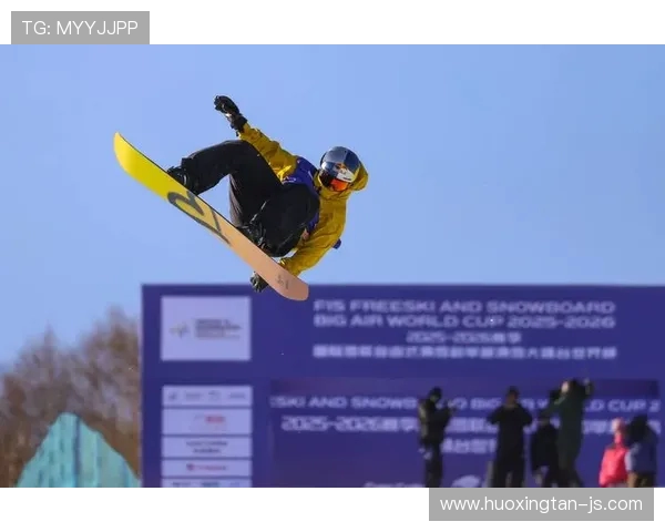 南京滑板队在攀岩联赛中以80分稳居榜首展现强劲实力